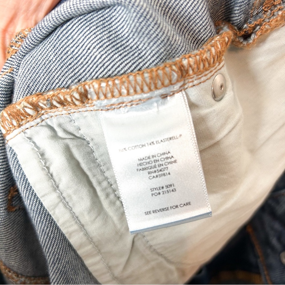 CAbi Women's Curvy Skinny Jeans - Picture 8 of 9